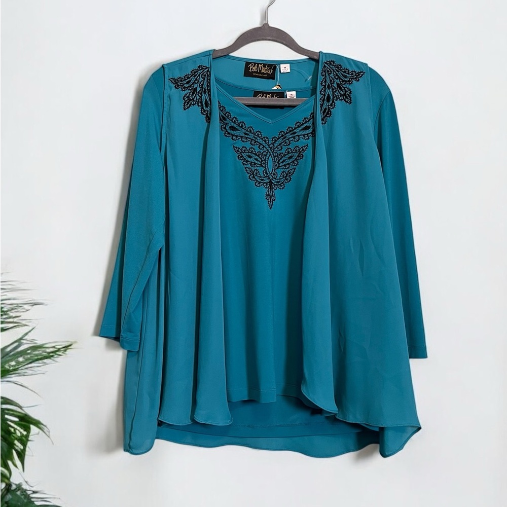 Bob Mackie Wearable Art 2 Piece Top & Vest size M. NWT